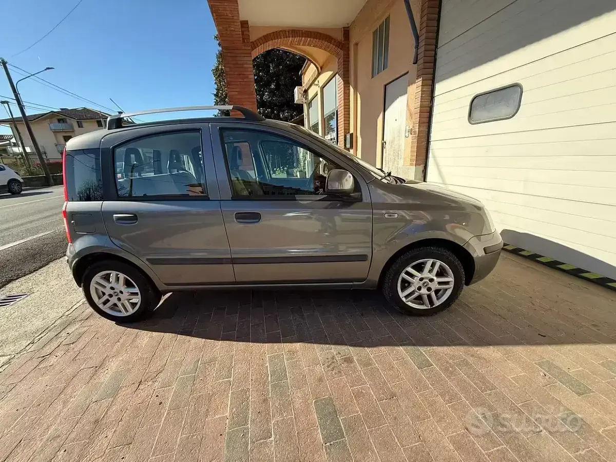 Usata Fiat Panda 69 CV (50 kW) 2011 Utilitaria