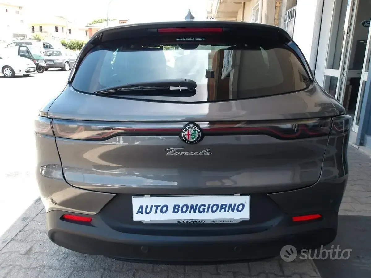 Usata Alfa Romeo Tonale Sprint 131 CV (96 kW) 2023 Grigio SUV