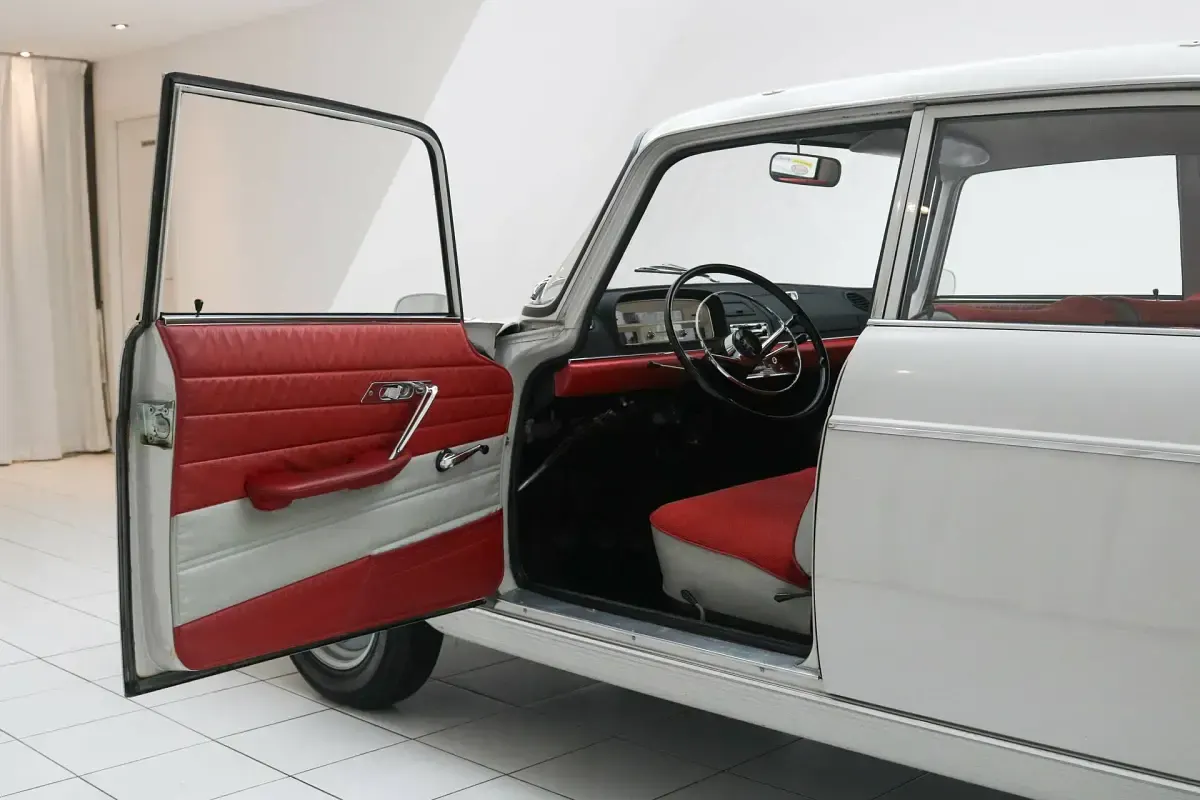 Usata Peugeot 404 65 CV (47 kW) 1963 Bianco Berlina