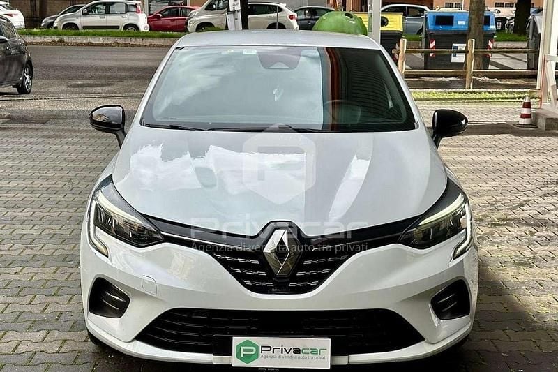 Usata Renault Clio V Intens 140 CV (102 kW) 2021 Bianco Utilitaria