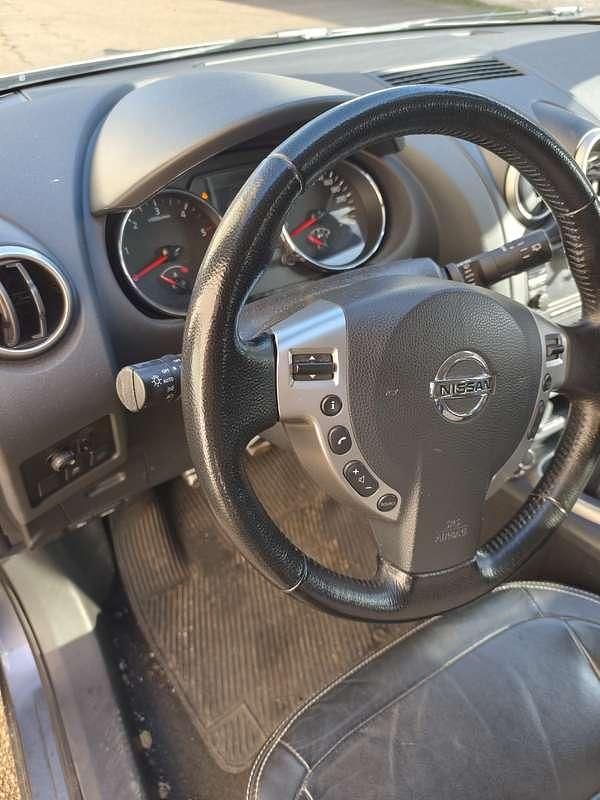 Usata Nissan Qashqai Tekna 150 CV (110 kW) 2012 Grigio SUV
