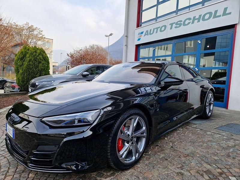 Usata Audi e-tron GT quattro Ambiente 475 kW (646 CV) 2023 Mythosschwarz metallic Berlina