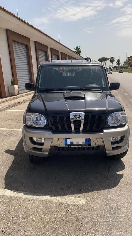 Usata Mahindra Goa 116 CV (85 kW) 2011 Nero SUV