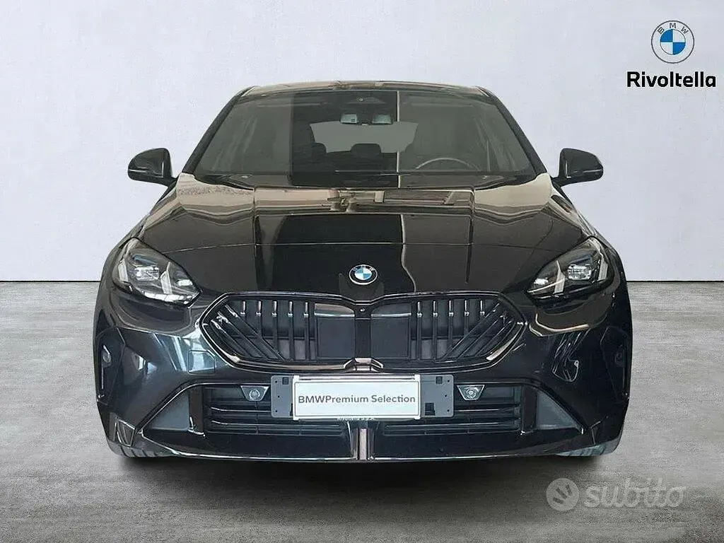 Usata BMW 118 M Sport 150 CV (110 kW) 2024 Black sapphire metallizzato Utilitaria