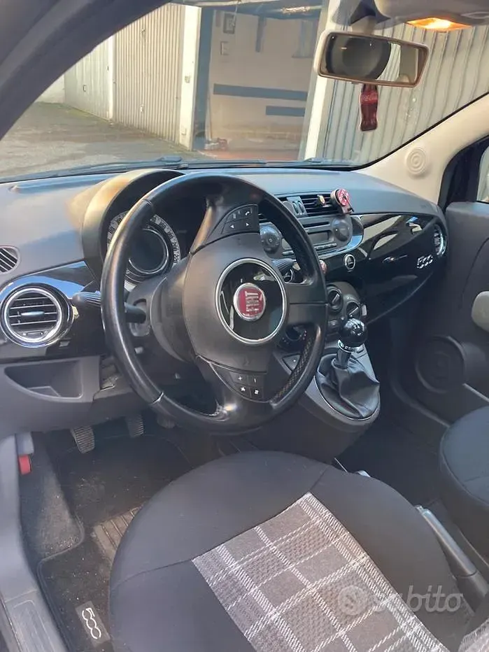 Usata Fiat 500 Lounge 69 CV (50 kW) 2008 Nero Utilitaria