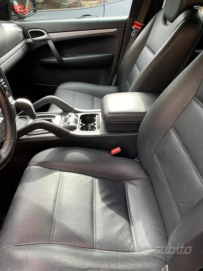 Usata Porsche Cayenne 239 CV (175 kW) 2009 Nero SUV