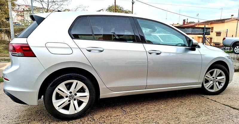 Usata VW Golf VII Style 149 CV (109 kW) 2021 Argento Utilitaria