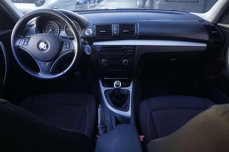 Usata BMW 116 116 CV (85 kW) 2010 Nero Utilitaria