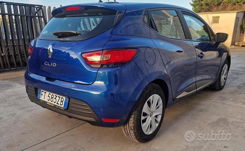 Usata Renault Clio IV 90 CV (66 kW) 2019 Blu Utilitaria