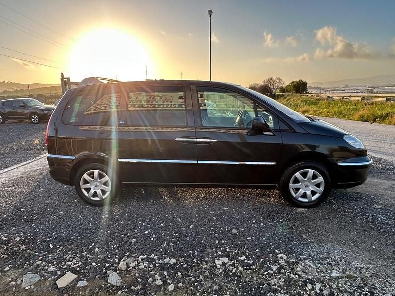 Usata Peugeot 807 163 CV (119 kW) 2010 Nero Monovolume