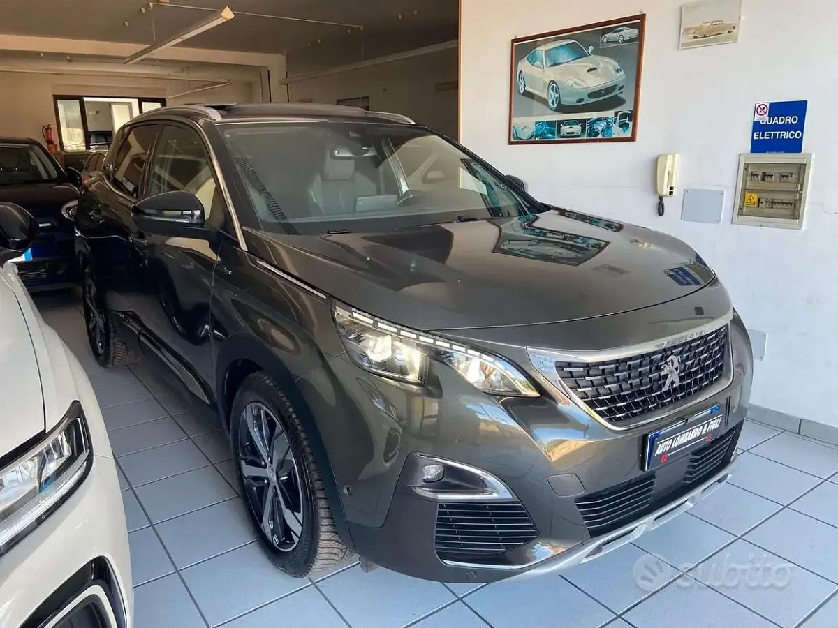 Usata Peugeot 3008 GT-line 120 CV (88 kW) 2017 Marrone SUV