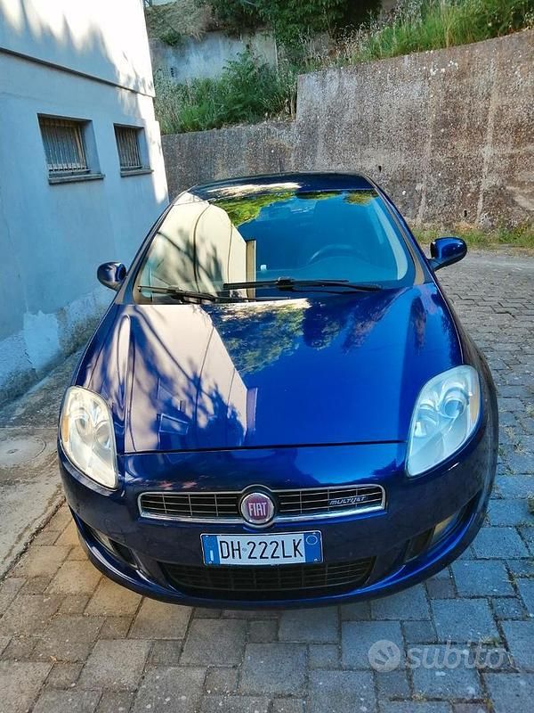 Usata Fiat Bravo 120 CV (88 kW) 2007 Blu Utilitaria