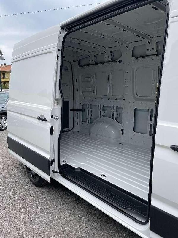 Nuova VW Crafter 140 CV (102 kW) 2025 Bianco Furgone