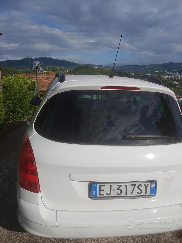 Usata Peugeot 308 SW 112 CV (82 kW) 2011 Bianco Station wagon