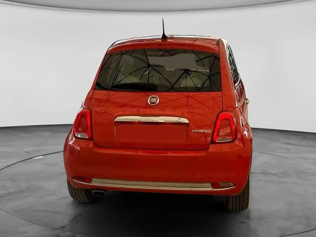 Usata Fiat 500 Dolcevita 69 CV (50 kW) 2024 Arancione Berlina