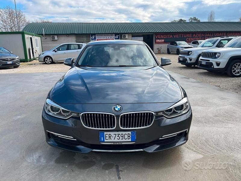 Usata BMW 320 Luxury Line 183 CV (134 kW) 2013 Grigio Station wagon