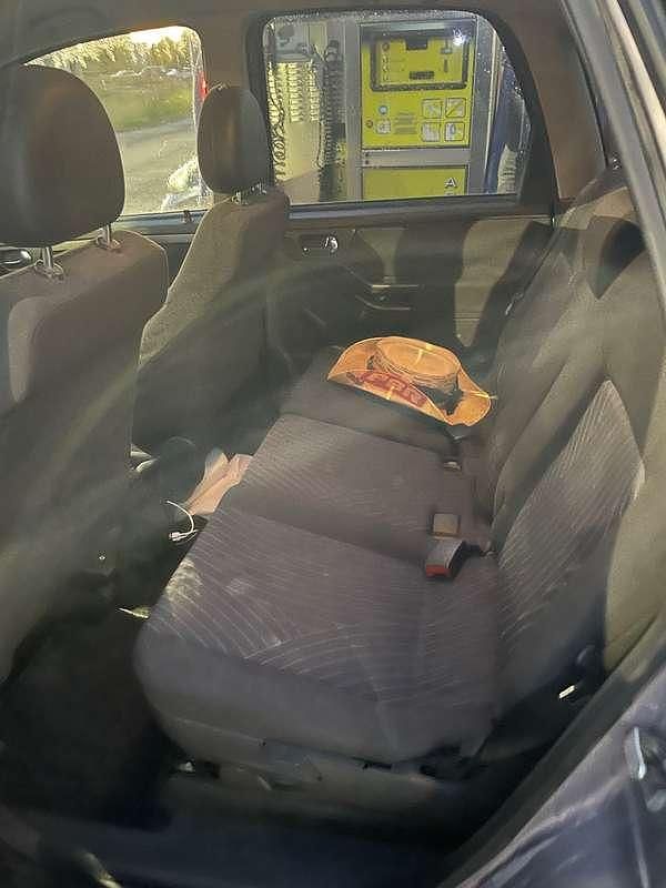 Usata Opel Meriva Cosmo 105 CV (77 kW) 2007 Grigio Monovolume