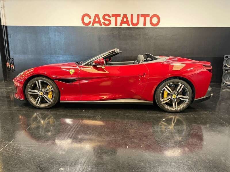 Rosso Usata 2019 Ferrari Portofino Cabrio | 200.000 € (Ottimo prezzo) - Immagine 1/4