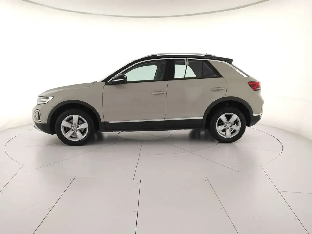 Usata VW T-Roc Style 150 CV (110 kW) 2023 Ascot grey nero SUV