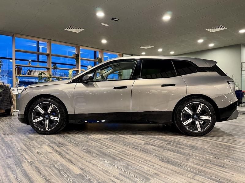 Usata BMW iX Comfort Edition 102 kW (139 CV) 2023 Bronze SUV