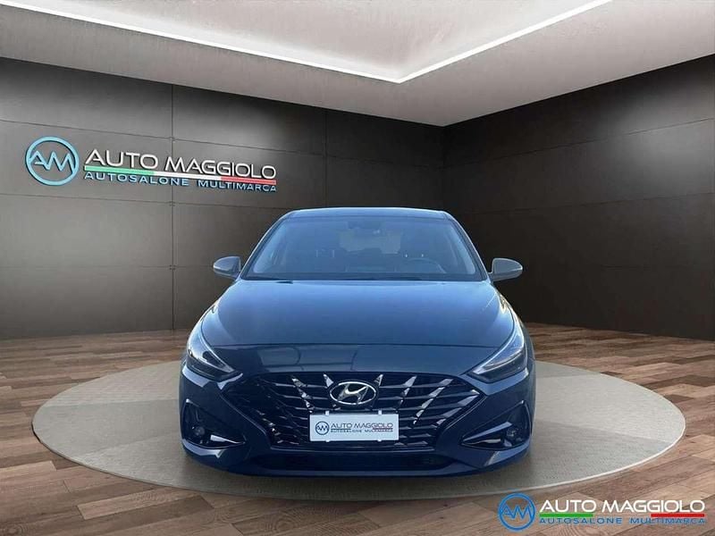 Usata Hyundai i30 Prime 120 CV (88 kW) 2023 Grigio scuro Berlina
