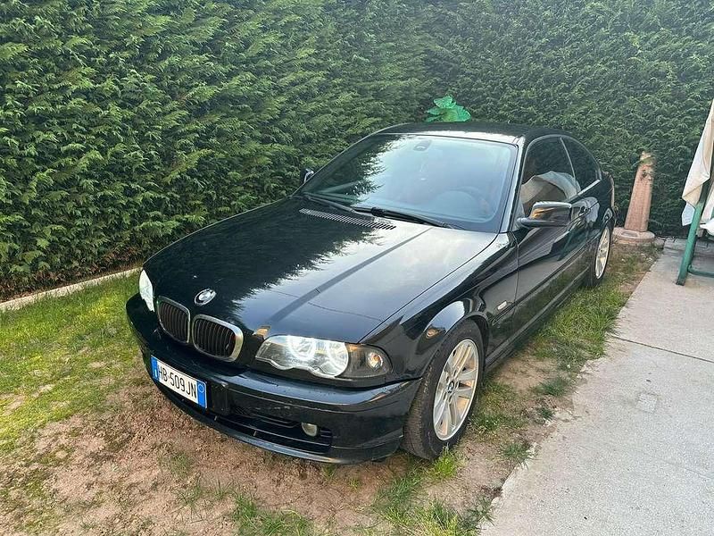 Usata BMW 318 143 CV (105 kW) 2002 Oro Coupé