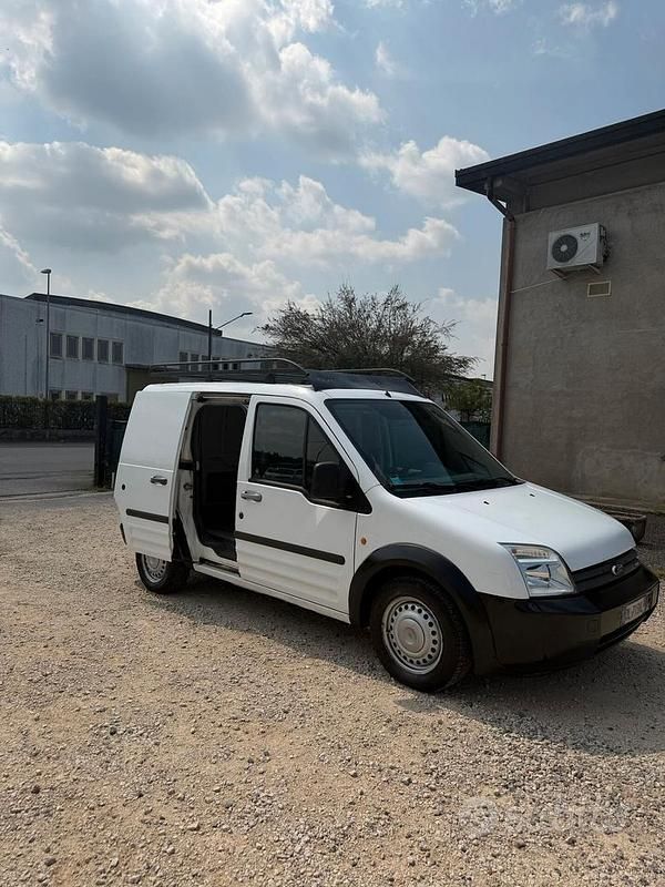 Usata Ford Transit Connect 110 CV (80 kW) 2007 Bianco Monovolume