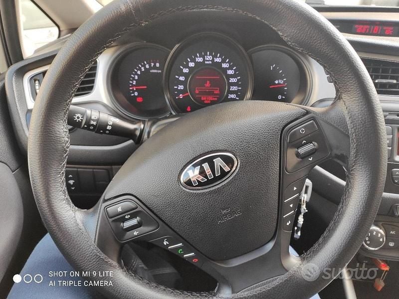 Usata Kia Ceed 99 CV (72 kW) 2014 Utilitaria