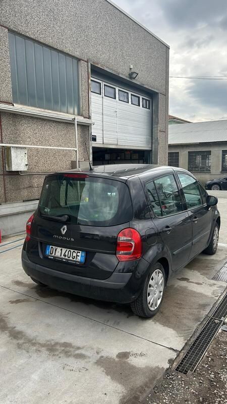 Usata Renault Modus Expression 75 CV (55 kW) 2010 Nero Monovolume