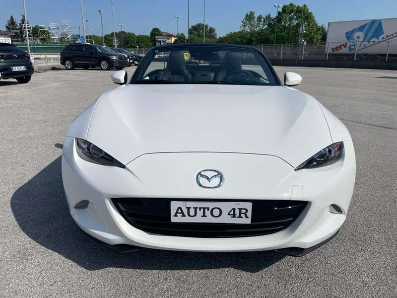 Nuova Mazda MX5 Exclusive-Line 132 CV (97 kW) 2025 Bianco Cabrio