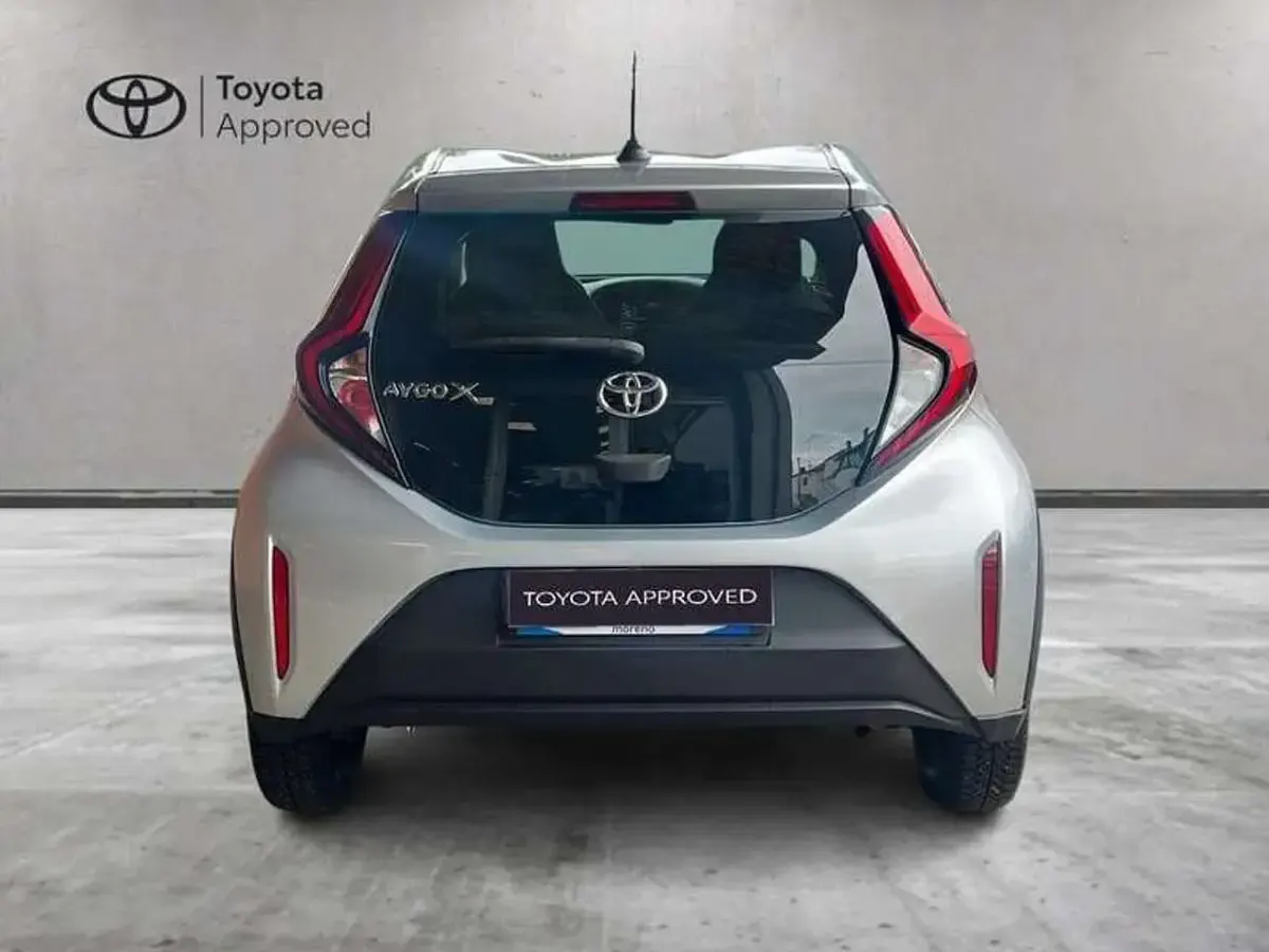 Brugt Toyota Aygo X Active 72 HK (52 kW) 2022 Grå SUV