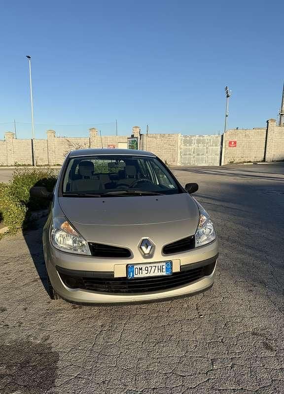 Usata Renault Clio II 65 CV (47 kW) 2008 Berlina