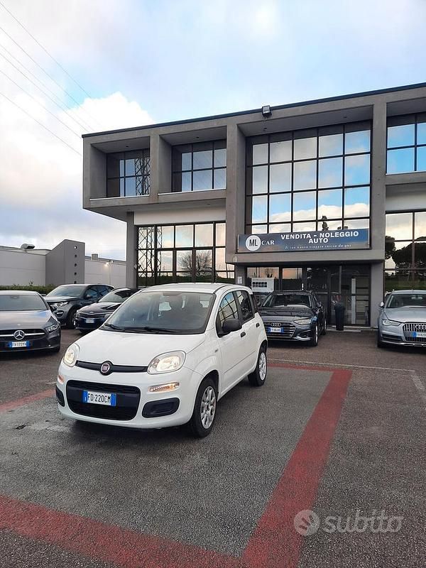 Usata Fiat Panda Lounge 85 CV (62 kW) 2016 Bianco Utilitaria