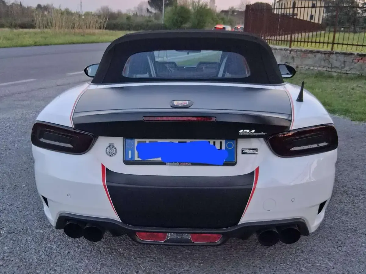 Usata Abarth 124 Spider 170 CV (125 kW) 2016 Bianco Cabrio