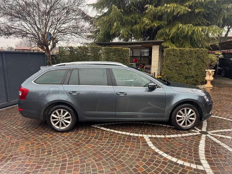 Usata Skoda Octavia Ambition 110 CV (80 kW) 2016 Other Station wagon