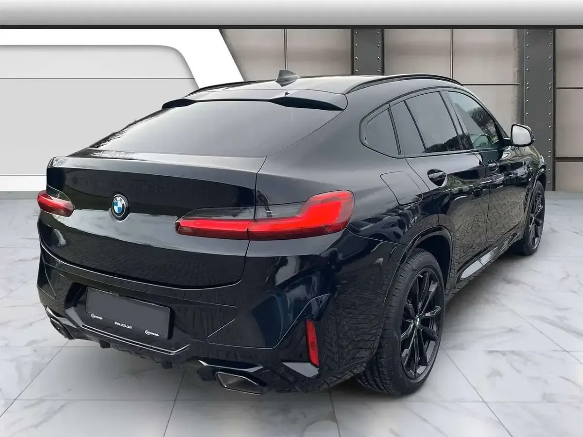 Usata BMW X4 M Sport 190 CV (139 kW) 2025 Nero SUV