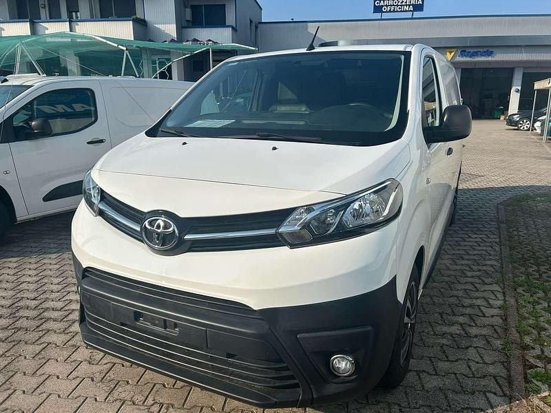 Usata Toyota Proace Comfort 122 CV (89 kW) 2017 Bianco Monovolume
