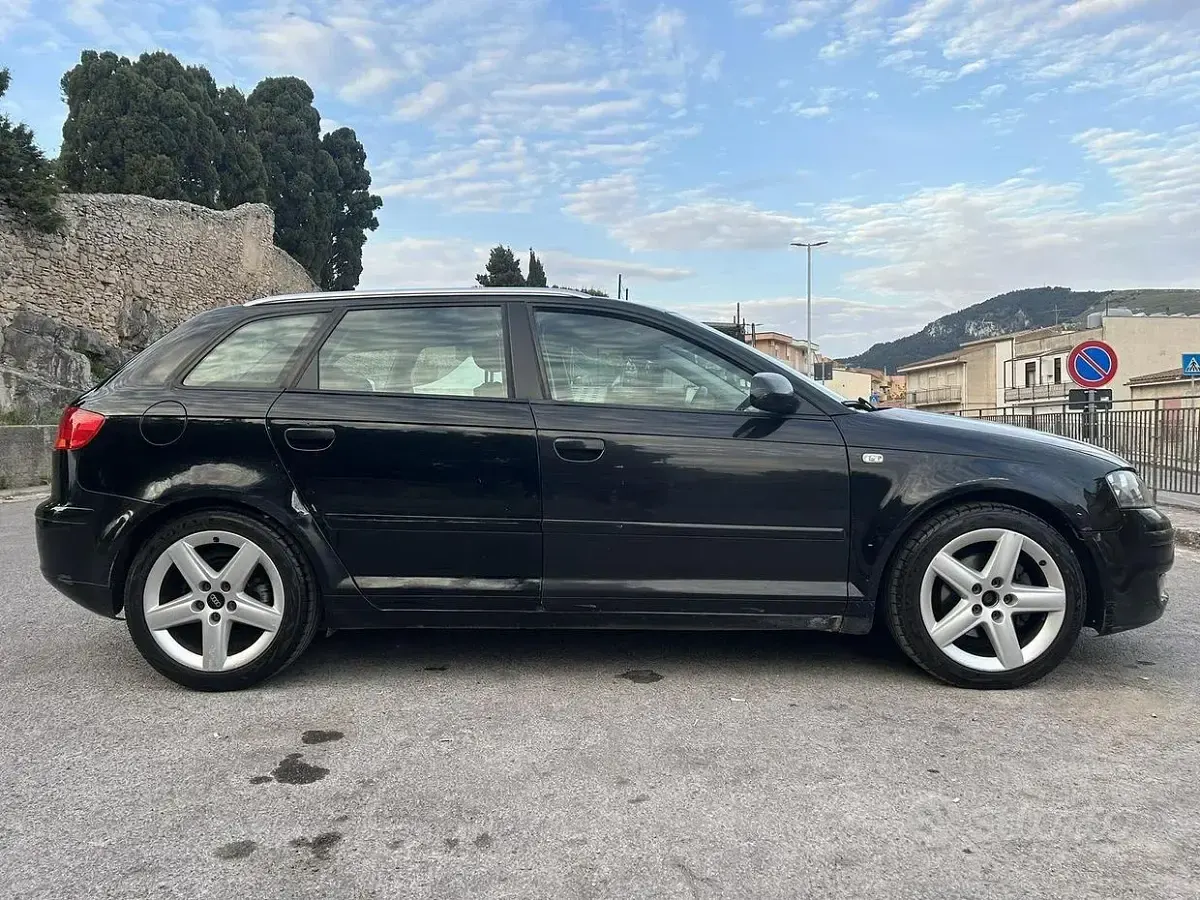 Usata Audi A3 140 CV (102 kW) 2004 Nero Utilitaria