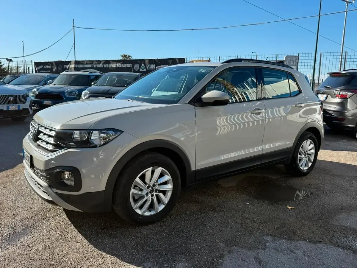 Occasion VW T-Cross 95 ch (69 kW) 2023 Beige SUV