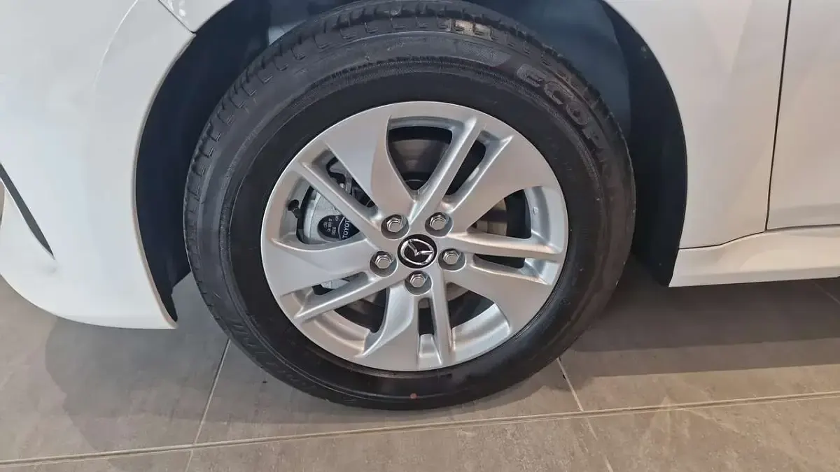 Nuova Mazda 2 Prime-Line 116 CV (85 kW) 2026 Other Utilitaria