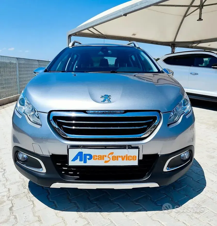 Usata Peugeot 2008 Allure 92 CV (67 kW) 2014 Grigio SUV