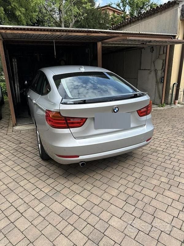 Usata BMW 320 184 CV (135 kW) 2014 Grigio Utilitaria