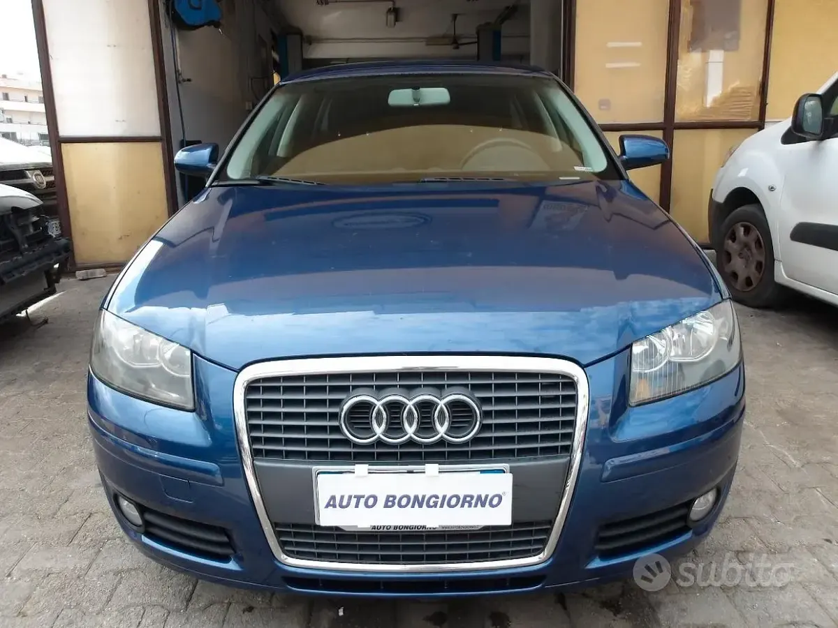 Usata Audi A3 Ambiente 140 CV (102 kW) 2005 Bluazzurro Utilitaria