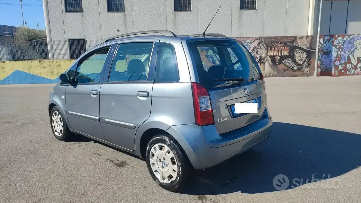 Usata Fiat Idea 75 CV (55 kW) 2007 Grigio Monovolume
