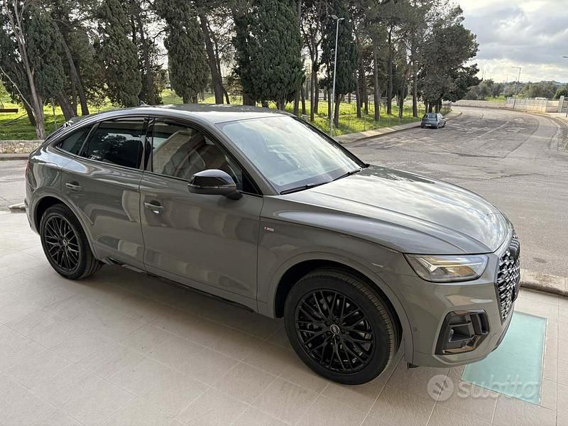 Usata Audi Q5 Sportback S-line plus 204 CV (150 kW) 2022 Grigio SUV
