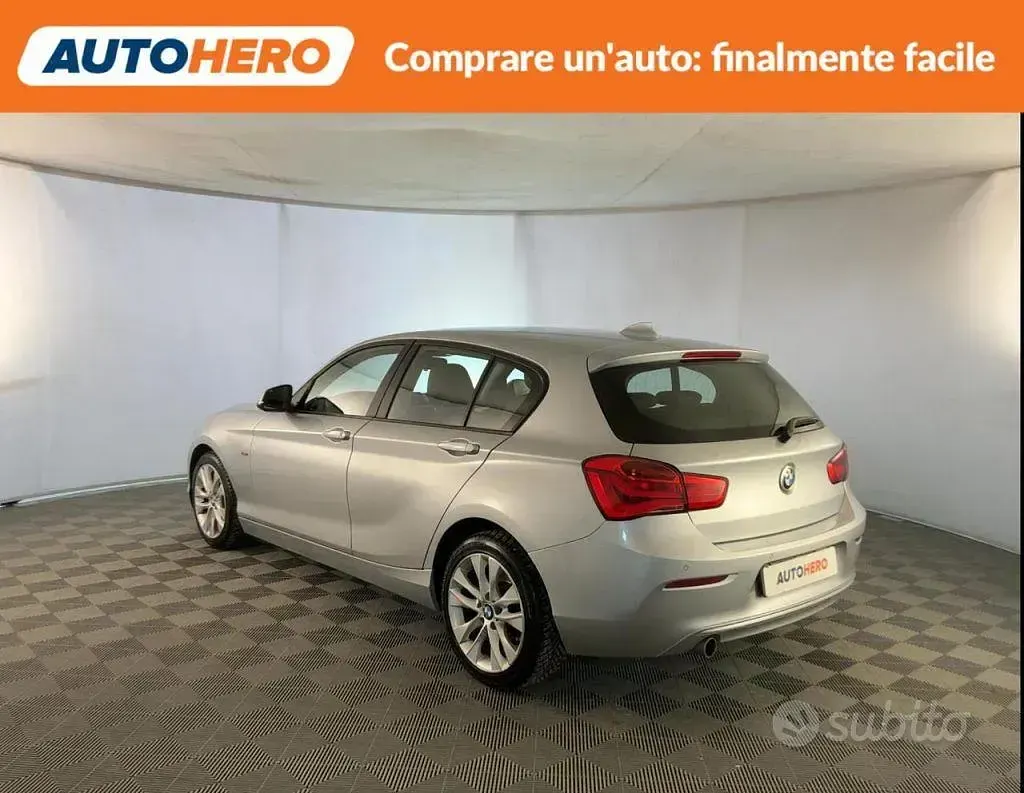 Usado BMW 116 116 HP (85 kW) 2015 Cinzento Citadino