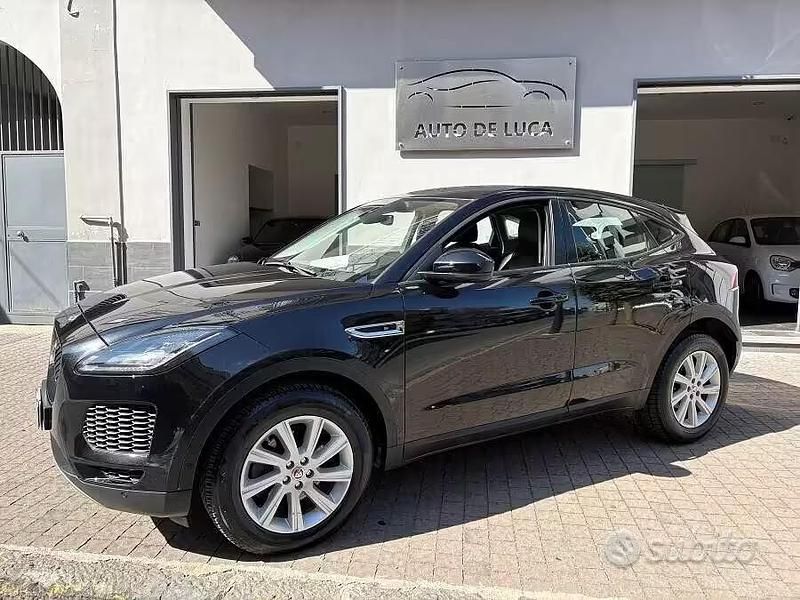 Begagnad Jaguar E-Pace R-Dynamic 150 HK (110 kW) 2019 Svart SUV