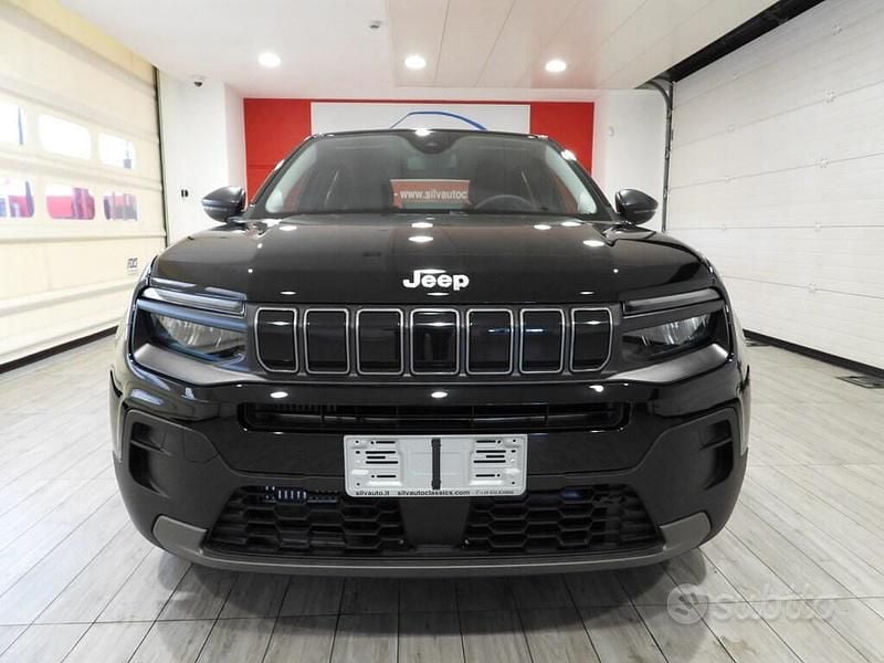 Nuova Jeep Avenger Longitude 2025 SUV