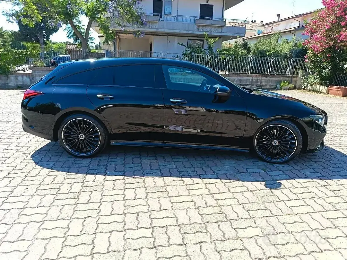 Usata Mercedes CLA200 AMG Line Premium Plus 150 CV (110 kW) 2024 Nero Coupé