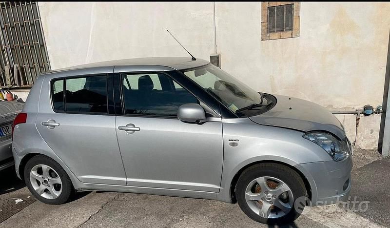 Usata Suzuki Swift 92 CV (67 kW) 2006 Utilitaria
